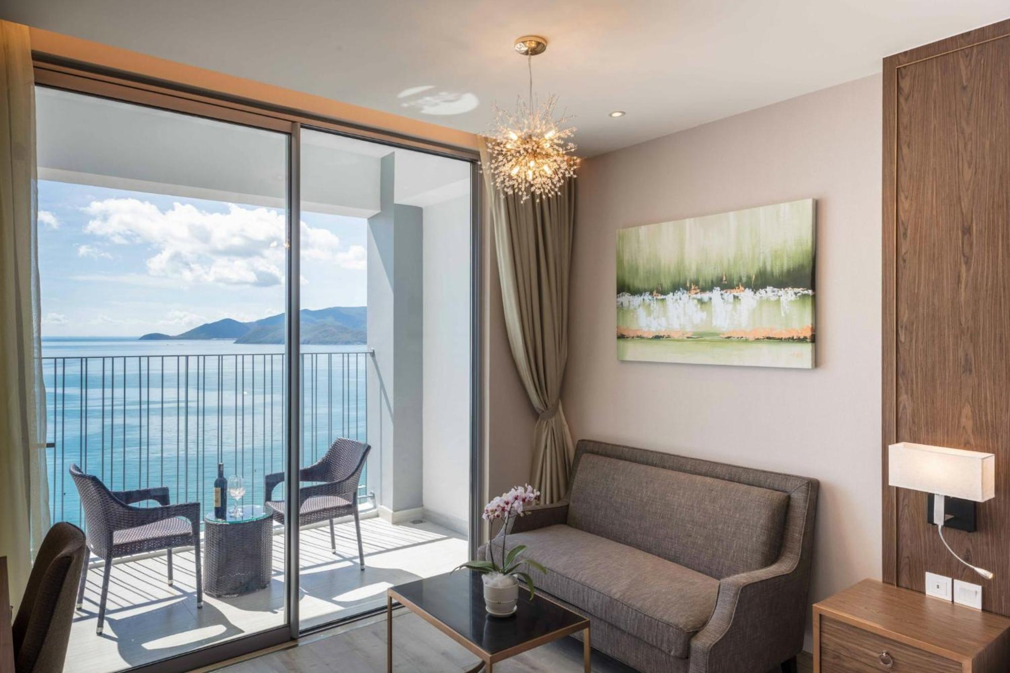 Oceanfront Panorama Residence Nha Trang Exterior photo